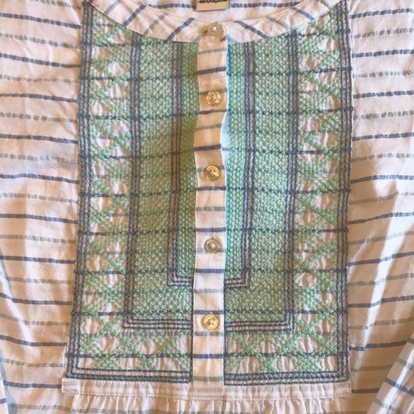 Vineyard Vines shirt - Picture 3 of 5